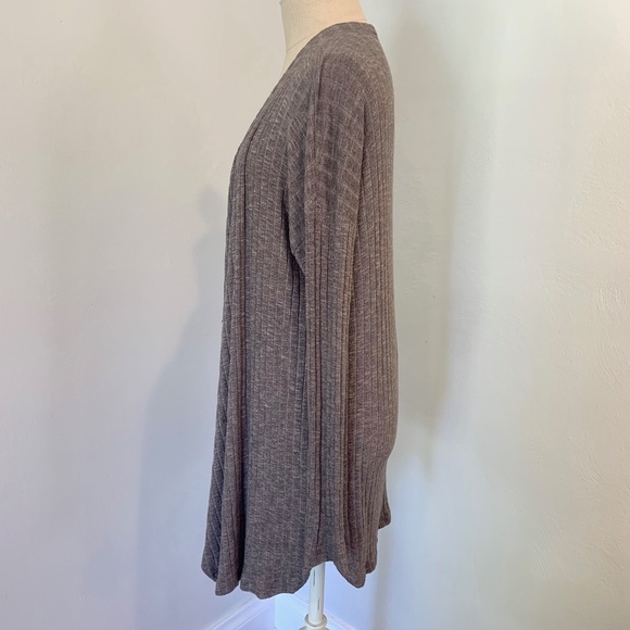 Taupe Ribbed Longline American Eagle Cardigan - Picture 2 of 4